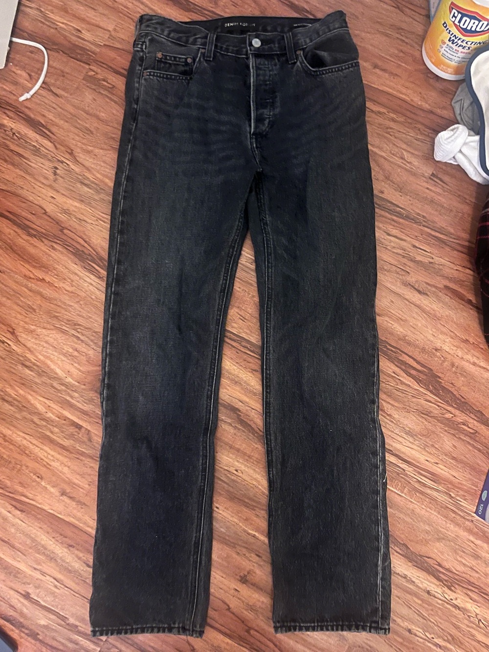 Aritzia Black Mid-Rise Jeans